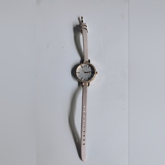 Fossil Women's Watch - Picture 2 of 4